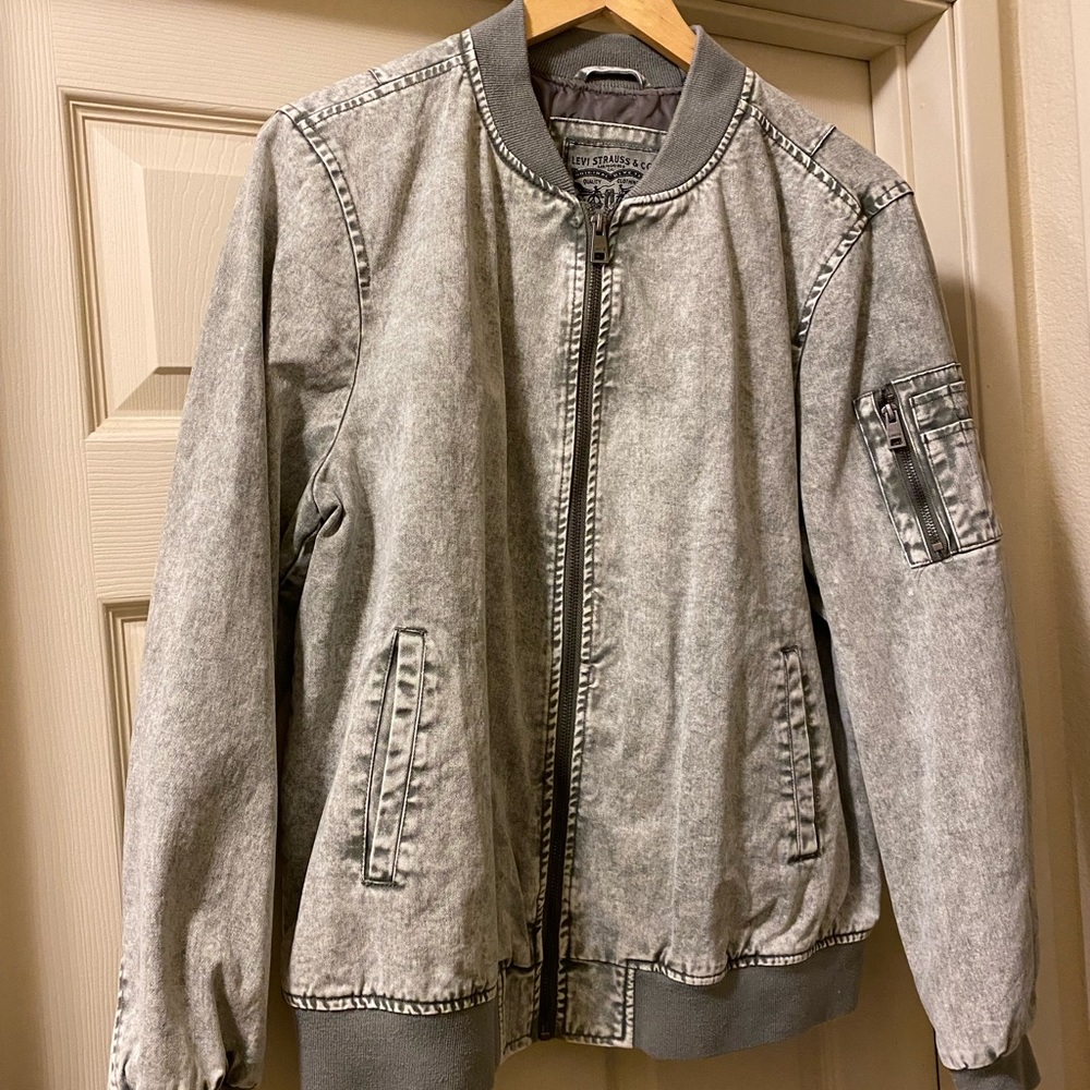 Levi & Strauss Bomber Jacket, size XL, light sage color